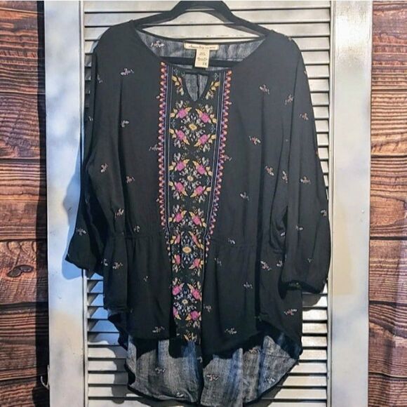 American Rag 2X Floral Blouse - Picture 7 of 12